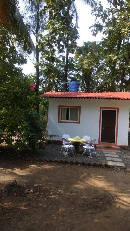Hotel Sereno Farms Alībāg Exteriér fotografie